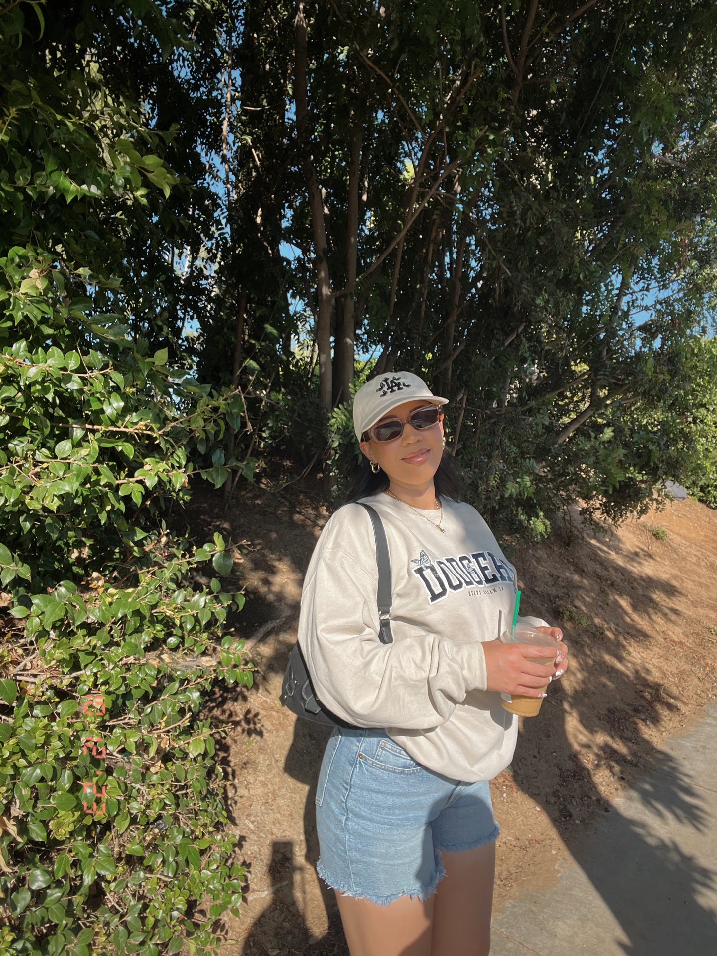 LA BUTTERFLY DAD CAP | BEIGE/BLACK