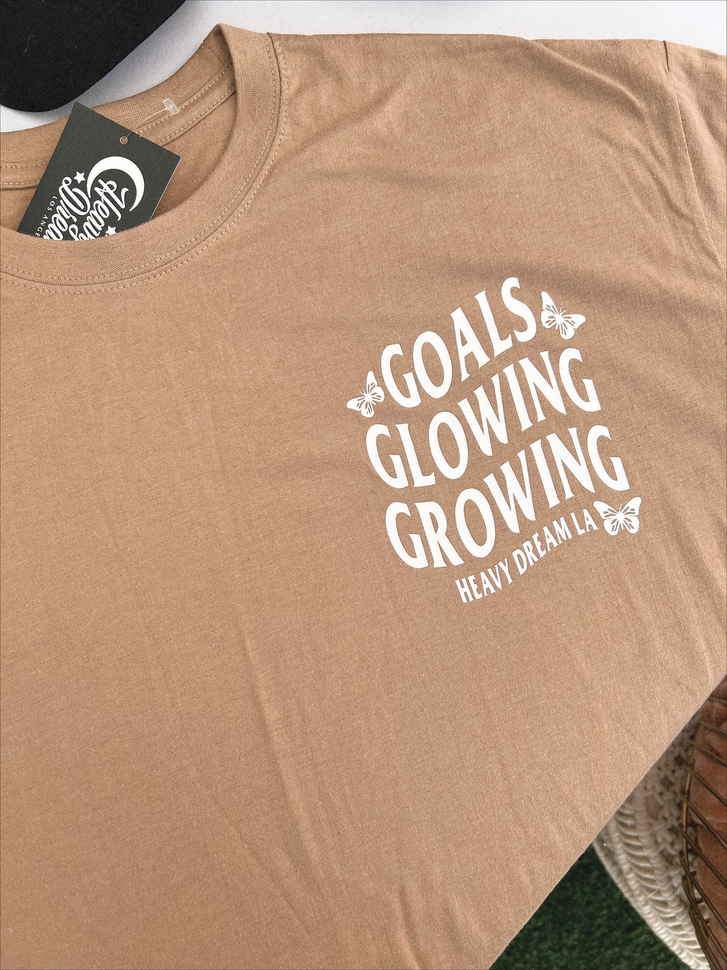 GOALS GLOWING GROWING TEE